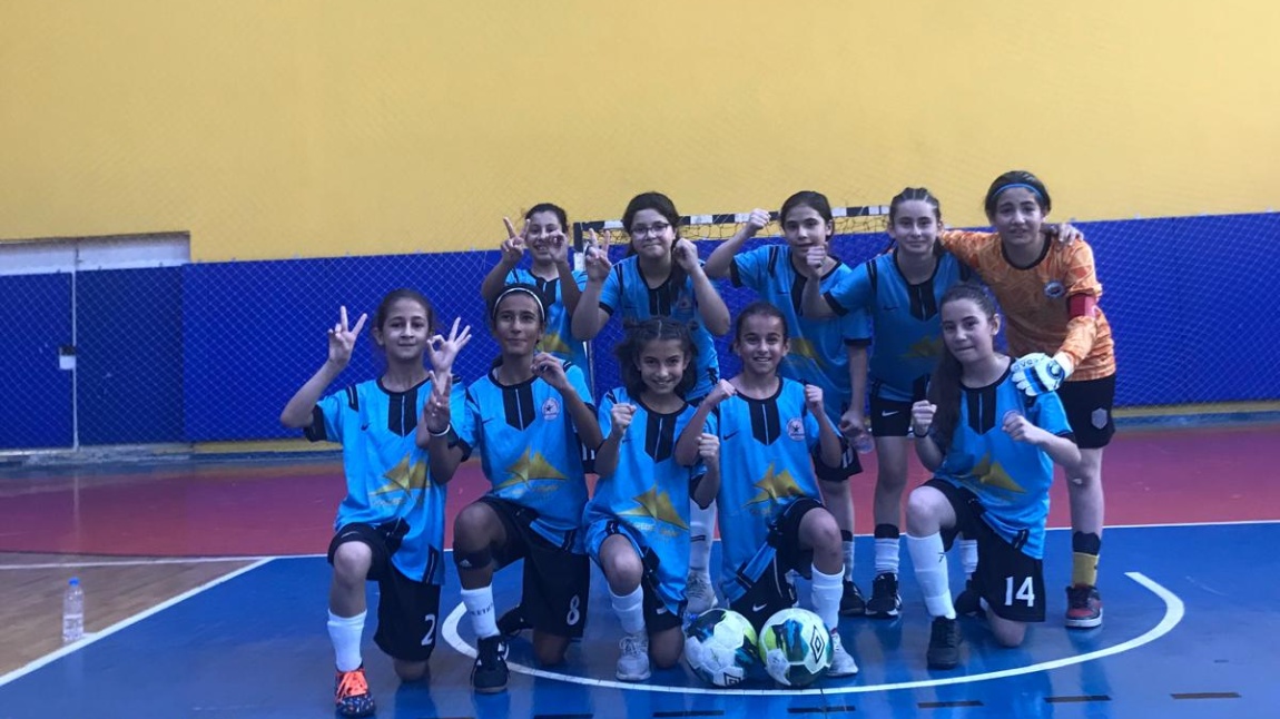 Okulumuz Kız Futsal Takımı İzmir İl Finallerinde